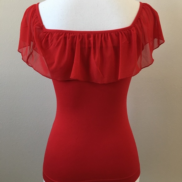 *PRICE FIRM*   Seamless Mesh Ruffle Top - Picture 3 of 3